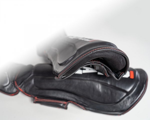 Okami fightgear Schienbeinschoner Competitor - Leder